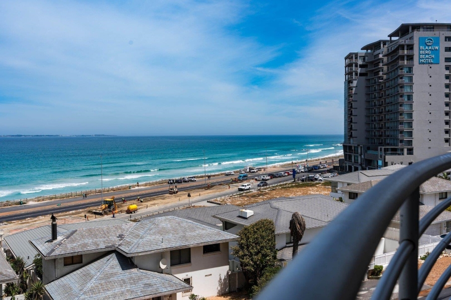 2 Bedroom Property for Sale in Beachfront Western Cape